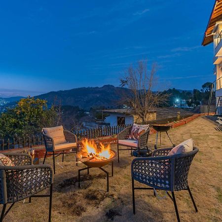 Stayvista At Amulyam Villa With Lawn & Bonfire Mukteshwar Eksteriør billede
