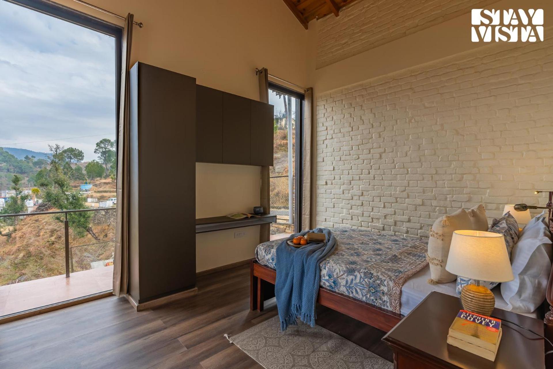 Stayvista At Amulyam Villa With Lawn & Bonfire Mukteshwar Eksteriør billede